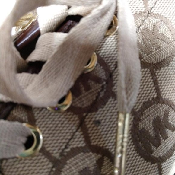 Michael Kors - Picture 3 of 10